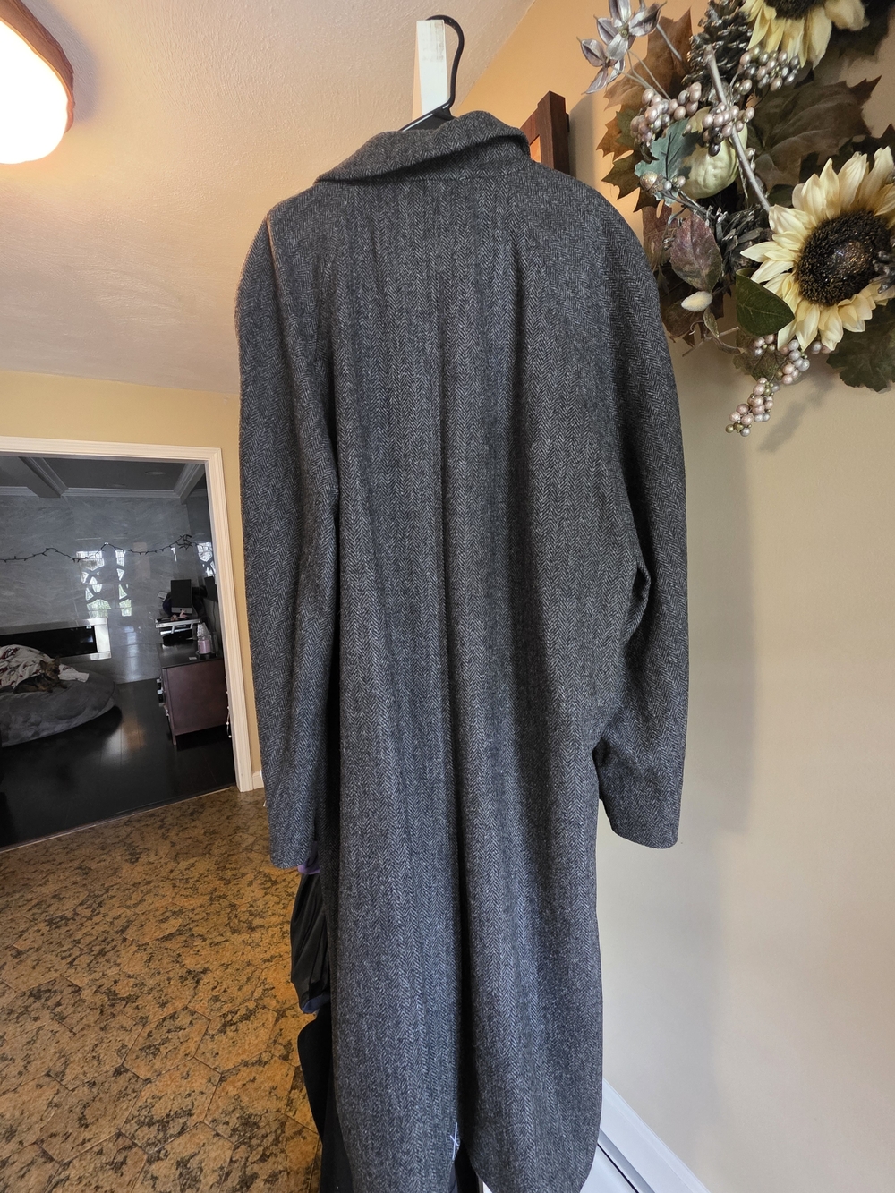 Charcoal Gray | Men’s 42 Long NWT
Description - Picture 3 of 5
